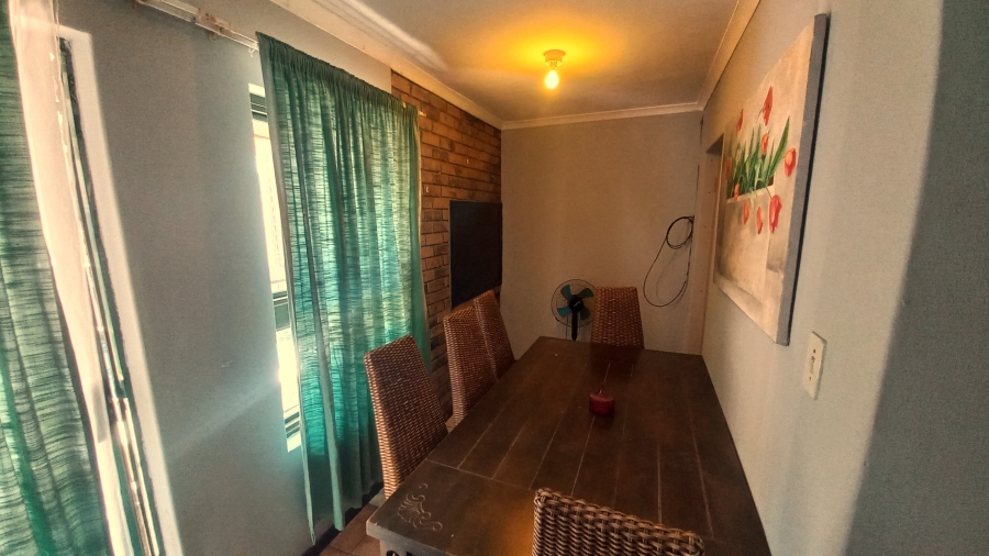 3 Bedroom Property for Sale in Vredenburg Western Cape